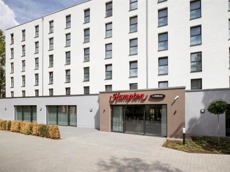 Hampton By Hilton Кайзерслаутерн Экстерьер фото